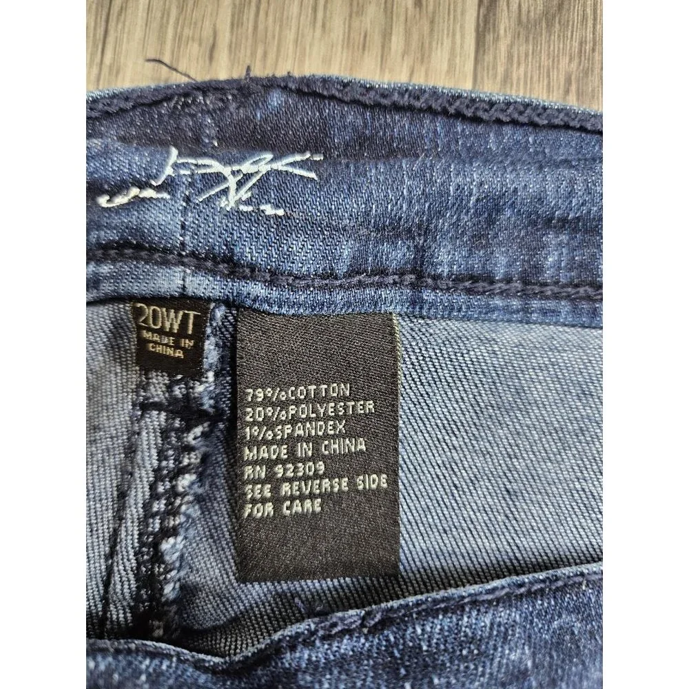 DG2 Diane Gilman Jeans Women 20WT Blue Stretch Denim Classic Fit Dark Wash Pants